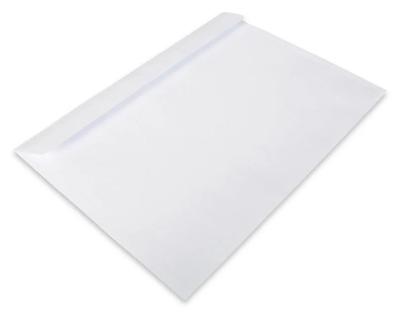 valkoinen kirjekuori c5 ilman painatusta